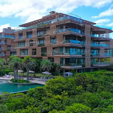 Reel: Bravíssima Private Residence, Praia Brava